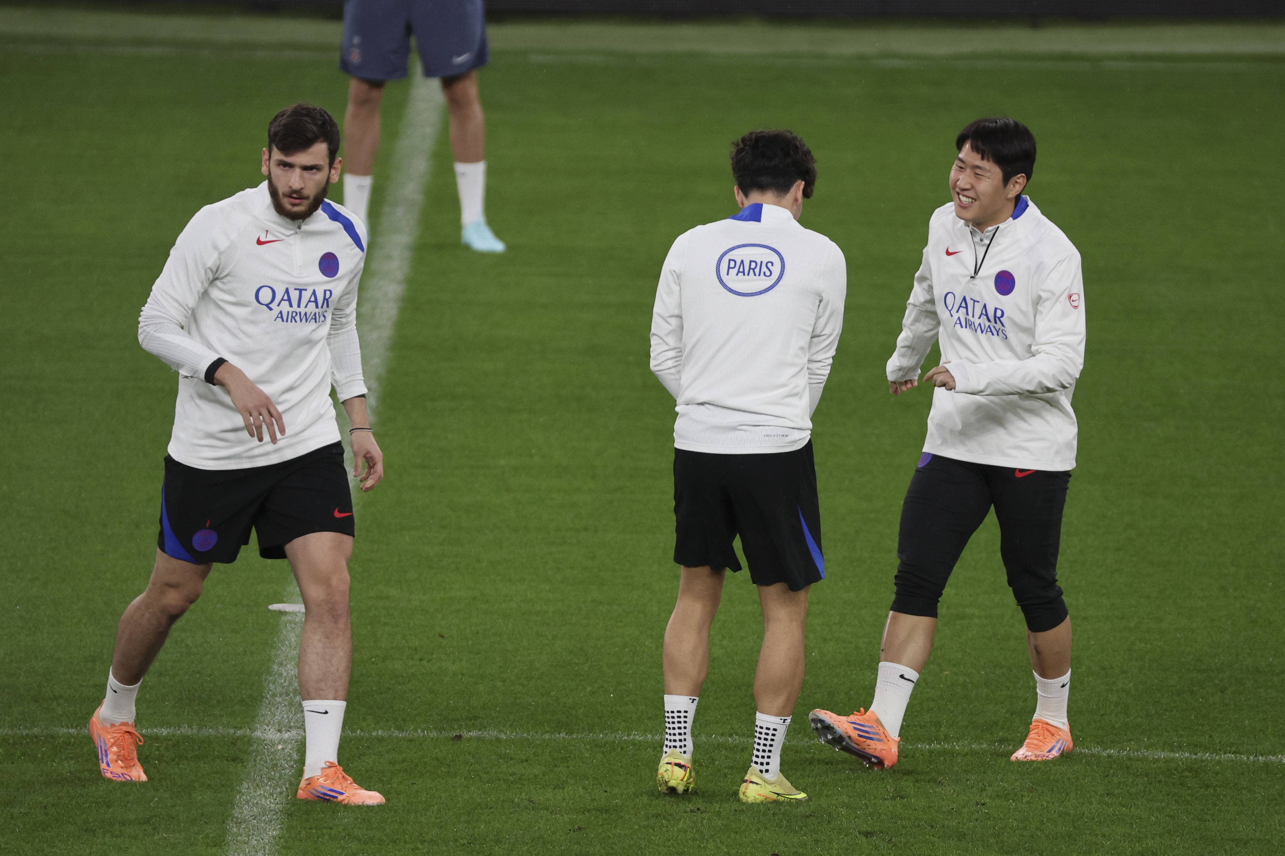 爱游戏入口-关于今晚亚特兰大备战葡超马德里竞技围绕欧篮联迎来里程碑，巴黎圣日耳曼迎社区盾关键赛都惊呆了的信息