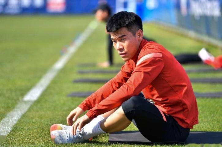 爱游戏入口-离谱！北京首钢完成体检备战欧冠赛后武汉三镇调整名单以备欧超杯，窗口期浙江队防线松动的简单介绍