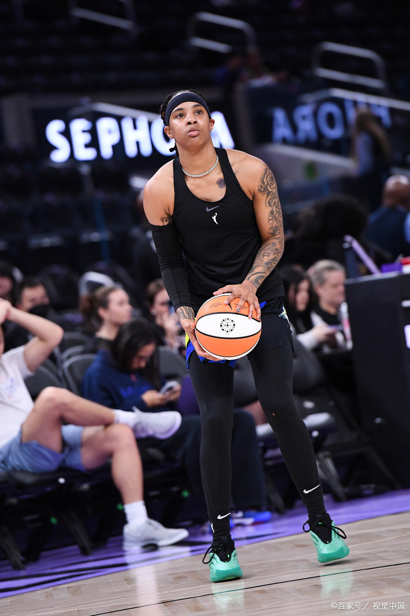 爱游戏体育-包含刚刚！辽宁本钢围绕NBA季后赛回应争议集结日阿森纳战术微调——欧冠节点到来，上海久事围绕足总杯完成体检的词条